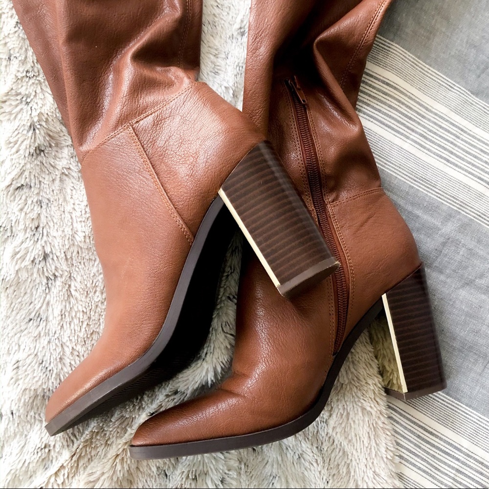 ( Sold )Nine West Wing It Boots in Cognac/Gold - Picture 2 of 8